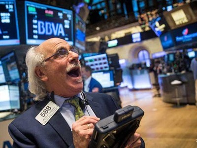 Phố Wall bùng nổ nhờ CPI tăng chậm hơn dự báo